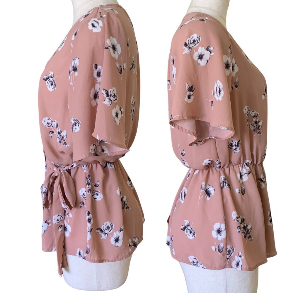 Sienna Sky Romantic Rose Pink Floral Print Side Tie Wrap Style Blouse Size S - Picture 4 of 7